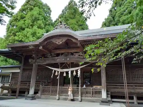 彌高神社の本殿