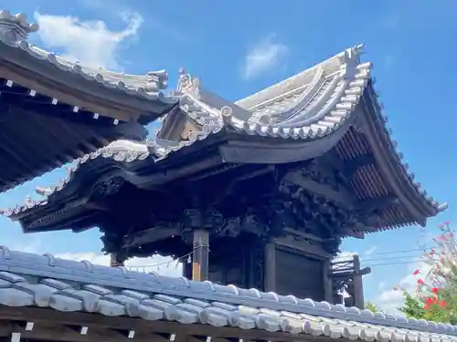 千勝神社の本殿