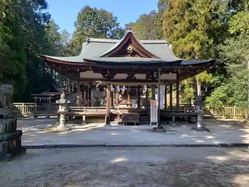 大笹原神社の本殿・本堂