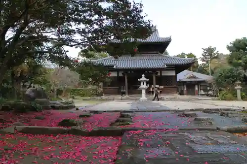 戒壇院の本殿・本堂