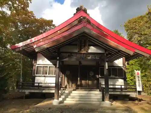 倶知安神社の本殿