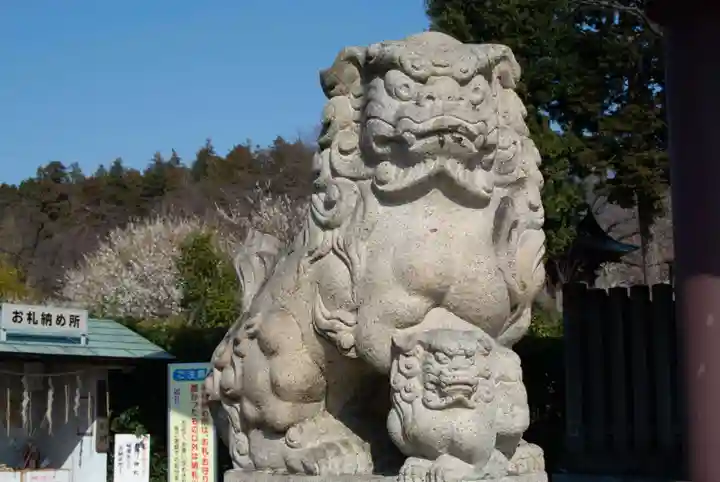 杉山神社の狛犬