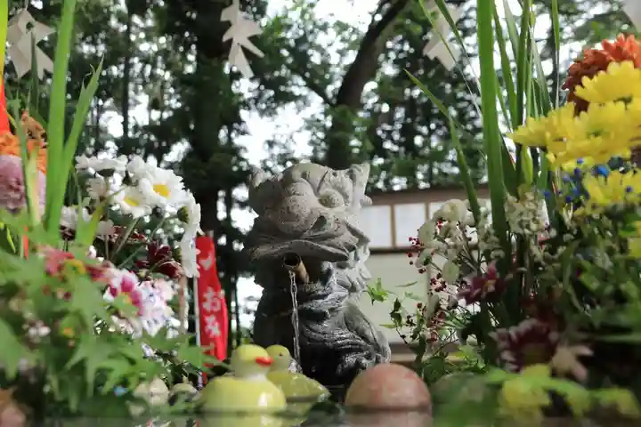 滑川神社 - 仕事と子どもの守り神の手水舎