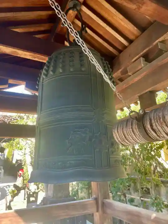 海福寺の{uncategorized: "未分類", other: "その他", undefined: "問題あり", building: "その他建物", grave: "お墓", sacred_gate: "鳥居", guardian: "狛犬", statue: "像", buddha: "仏像", history: "歴史", nature: "自然", garden: "庭園", animal: "動物", pagoda: "塔", temizu: "手水舎", mountain_gate: "山門・神門", sanctuary: "本殿・本堂", subordinate: "末社・摂社", art: "芸術", scenery: "景色", jizo: "地蔵", ema: "絵馬", goshuin: "御朱印", omikuji: "おみくじ", items: "授与品その他", amulet: "お守り", goshuincho: "御朱印帳", eats: "食事", festival: "お祭り", votive_dance: "神楽", shichigosan: "七五三参", wedding: "結婚式", experience: "体験その他", initially: "初詣", around: "周辺", anti_infection: "感染症対策"}