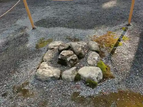 伊勢神宮外宮（豊受大神宮）の{uncategorized: "未分類", other: "その他", undefined: "問題あり", building: "その他建物", grave: "お墓", sacred_gate: "鳥居", guardian: "狛犬", statue: "像", buddha: "仏像", history: "歴史", nature: "自然", garden: "庭園", animal: "動物", pagoda: "塔", temizu: "手水舎", mountain_gate: "山門・神門", sanctuary: "本殿・本堂", subordinate: "末社・摂社", art: "芸術", scenery: "景色", jizo: "地蔵", ema: "絵馬", goshuin: "御朱印", omikuji: "おみくじ", items: "授与品その他", amulet: "お守り", goshuincho: "御朱印帳", eats: "食事", festival: "お祭り", votive_dance: "神楽", shichigosan: "七五三参", wedding: "結婚式", experience: "体験その他", initially: "初詣", around: "周辺", anti_infection: "感染症対策"}