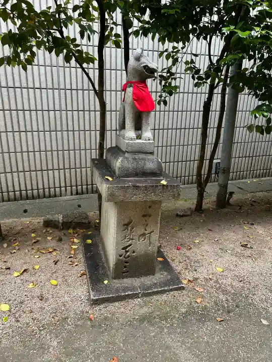 甚九郎稲荷神社の{uncategorized: "未分類", other: "その他", undefined: "問題あり", building: "その他建物", grave: "お墓", sacred_gate: "鳥居", guardian: "狛犬", statue: "像", buddha: "仏像", history: "歴史", nature: "自然", garden: "庭園", animal: "動物", pagoda: "塔", temizu: "手水舎", mountain_gate: "山門・神門", sanctuary: "本殿・本堂", subordinate: "末社・摂社", art: "芸術", scenery: "景色", jizo: "地蔵", ema: "絵馬", goshuin: "御朱印", omikuji: "おみくじ", items: "授与品その他", amulet: "お守り", goshuincho: "御朱印帳", eats: "食事", festival: "お祭り", votive_dance: "神楽", shichigosan: "七五三参", wedding: "結婚式", experience: "体験その他", initially: "初詣", around: "周辺", anti_infection: "感染症対策"}