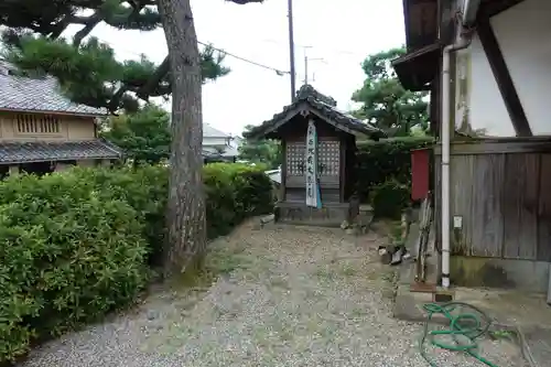 大神門神社の末社