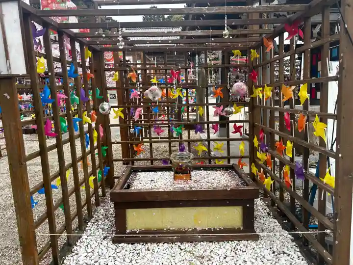 金井神社の{uncategorized: "未分類", other: "その他", undefined: "問題あり", building: "その他建物", grave: "お墓", sacred_gate: "鳥居", guardian: "狛犬", statue: "像", buddha: "仏像", history: "歴史", nature: "自然", garden: "庭園", animal: "動物", pagoda: "塔", temizu: "手水舎", mountain_gate: "山門・神門", sanctuary: "本殿・本堂", subordinate: "末社・摂社", art: "芸術", scenery: "景色", jizo: "地蔵", ema: "絵馬", goshuin: "御朱印", omikuji: "おみくじ", items: "授与品その他", amulet: "お守り", goshuincho: "御朱印帳", eats: "食事", festival: "お祭り", votive_dance: "神楽", shichigosan: "七五三参", wedding: "結婚式", experience: "体験その他", initially: "初詣", around: "周辺", anti_infection: "感染症対策"}