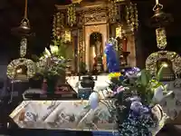 信行寺の本殿・本堂