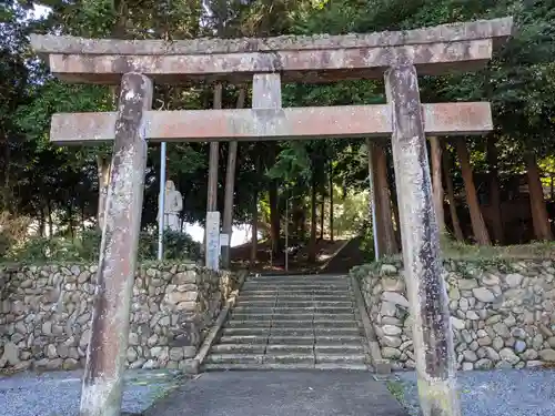 草薙神社の鳥居