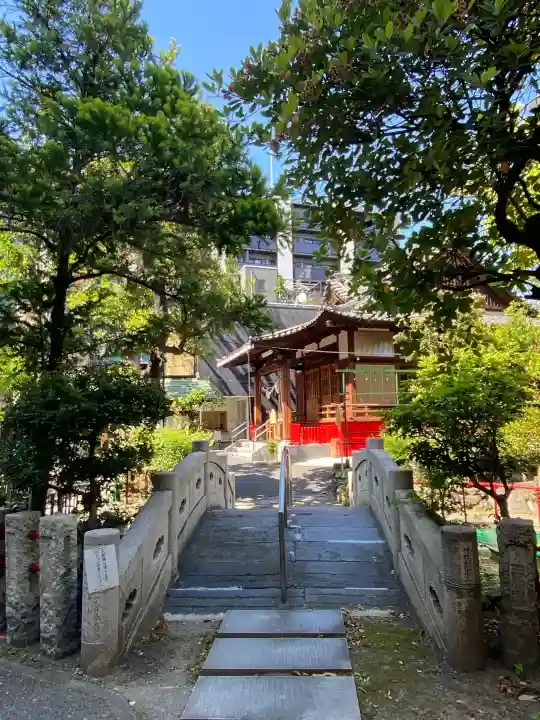 江島杉山神社の{uncategorized: "未分類", other: "その他", undefined: "問題あり", building: "その他建物", grave: "お墓", sacred_gate: "鳥居", guardian: "狛犬", statue: "像", buddha: "仏像", history: "歴史", nature: "自然", garden: "庭園", animal: "動物", pagoda: "塔", temizu: "手水舎", mountain_gate: "山門・神門", sanctuary: "本殿・本堂", subordinate: "末社・摂社", art: "芸術", scenery: "景色", jizo: "地蔵", ema: "絵馬", goshuin: "御朱印", omikuji: "おみくじ", items: "授与品その他", amulet: "お守り", goshuincho: "御朱印帳", eats: "食事", festival: "お祭り", votive_dance: "神楽", shichigosan: "七五三参", wedding: "結婚式", experience: "体験その他", initially: "初詣", around: "周辺", anti_infection: "感染症対策"}