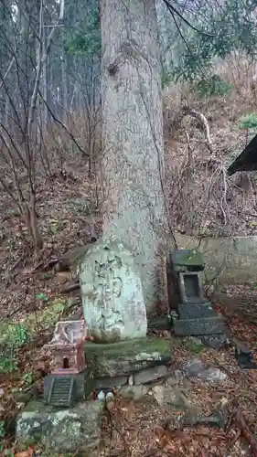 八幡神社の末社