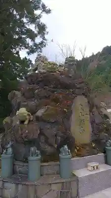 大山阿夫利神社の狛犬