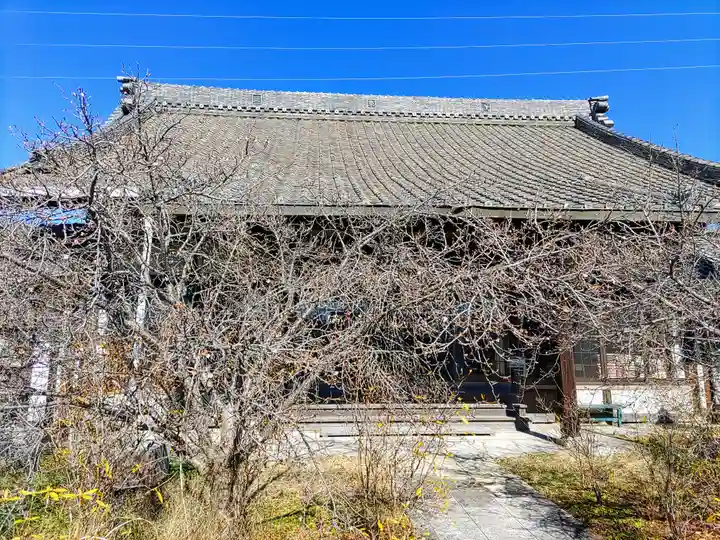 亀京寺の本殿・本堂