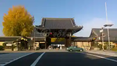 本願寺(西本願寺)の山門・神門
