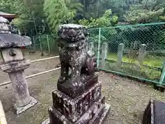 大鳥美波比神社（大鳥大社境内摂社）の狛犬