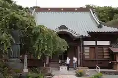 本勝寺の本殿