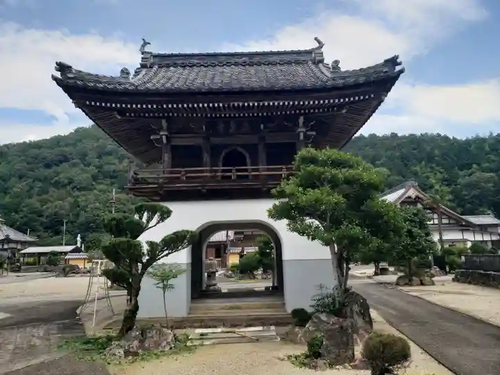 南泉寺の山門・神門