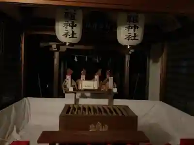 新羅神社の本殿・本堂