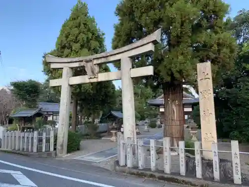 上野神社の鳥居