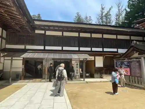 高野山金剛峯寺(和歌山県)