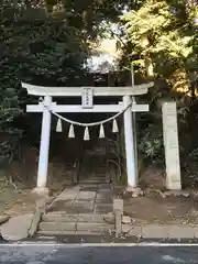 三代王神社の鳥居