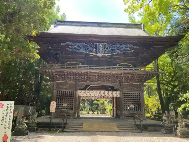 潮江天満宮の{uncategorized: "未分類", other: "その他", undefined: "問題あり", building: "その他建物", grave: "お墓", sacred_gate: "鳥居", guardian: "狛犬", statue: "像", buddha: "仏像", history: "歴史", nature: "自然", garden: "庭園", animal: "動物", pagoda: "塔", temizu: "手水舎", mountain_gate: "山門・神門", sanctuary: "本殿・本堂", subordinate: "末社・摂社", art: "芸術", scenery: "景色", jizo: "地蔵", ema: "絵馬", goshuin: "御朱印", omikuji: "おみくじ", items: "授与品その他", amulet: "お守り", goshuincho: "御朱印帳", eats: "食事", festival: "お祭り", votive_dance: "神楽", shichigosan: "七五三参", wedding: "結婚式", experience: "体験その他", initially: "初詣", around: "周辺", anti_infection: "感染症対策"}