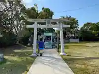 白鳥神社の鳥居