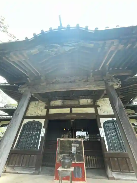 安養院 (田代寺)の{uncategorized: "未分類", other: "その他", undefined: "問題あり", building: "その他建物", grave: "お墓", sacred_gate: "鳥居", guardian: "狛犬", statue: "像", buddha: "仏像", history: "歴史", nature: "自然", garden: "庭園", animal: "動物", pagoda: "塔", temizu: "手水舎", mountain_gate: "山門・神門", sanctuary: "本殿・本堂", subordinate: "末社・摂社", art: "芸術", scenery: "景色", jizo: "地蔵", ema: "絵馬", goshuin: "御朱印", omikuji: "おみくじ", items: "授与品その他", amulet: "お守り", goshuincho: "御朱印帳", eats: "食事", festival: "お祭り", votive_dance: "神楽", shichigosan: "七五三参", wedding: "結婚式", experience: "体験その他", initially: "初詣", around: "周辺", anti_infection: "感染症対策"}
