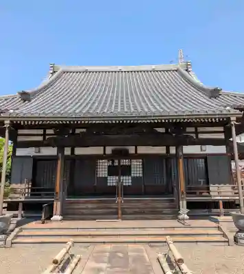 長円寺の{uncategorized: "未分類", other: "その他", undefined: "問題あり", building: "その他建物", grave: "お墓", sacred_gate: "鳥居", guardian: "狛犬", statue: "像", buddha: "仏像", history: "歴史", nature: "自然", garden: "庭園", animal: "動物", pagoda: "塔", temizu: "手水舎", mountain_gate: "山門・神門", sanctuary: "本殿・本堂", subordinate: "末社・摂社", art: "芸術", scenery: "景色", jizo: "地蔵", ema: "絵馬", goshuin: "御朱印", omikuji: "おみくじ", items: "授与品その他", amulet: "お守り", goshuincho: "御朱印帳", eats: "食事", festival: "お祭り", votive_dance: "神楽", shichigosan: "七五三参", wedding: "結婚式", experience: "体験その他", initially: "初詣", around: "周辺", anti_infection: "感染症対策"}