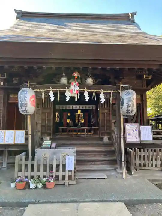御霊神社の本殿・本堂