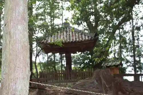 二上山傘堂(奈良県)