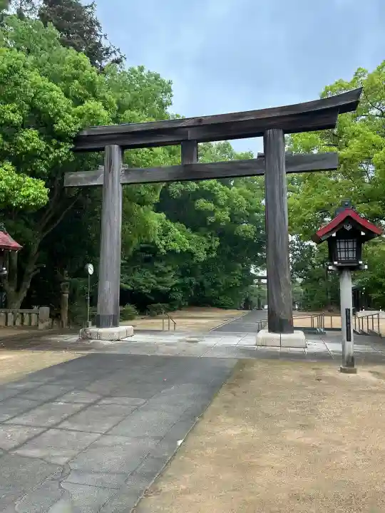 岡山縣護國神社の{uncategorized: "未分類", other: "その他", undefined: "問題あり", building: "その他建物", grave: "お墓", sacred_gate: "鳥居", guardian: "狛犬", statue: "像", buddha: "仏像", history: "歴史", nature: "自然", garden: "庭園", animal: "動物", pagoda: "塔", temizu: "手水舎", mountain_gate: "山門・神門", sanctuary: "本殿・本堂", subordinate: "末社・摂社", art: "芸術", scenery: "景色", jizo: "地蔵", ema: "絵馬", goshuin: "御朱印", omikuji: "おみくじ", items: "授与品その他", amulet: "お守り", goshuincho: "御朱印帳", eats: "食事", festival: "お祭り", votive_dance: "神楽", shichigosan: "七五三参", wedding: "結婚式", experience: "体験その他", initially: "初詣", around: "周辺", anti_infection: "感染症対策"}