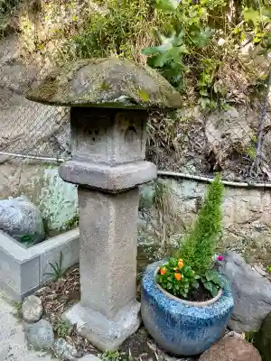 岩窟不動尊（巌窟不動尊／窟堂不動尊／窟堂／岩屋堂）(神奈川県)