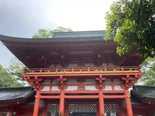 武蔵一宮氷川神社の山門