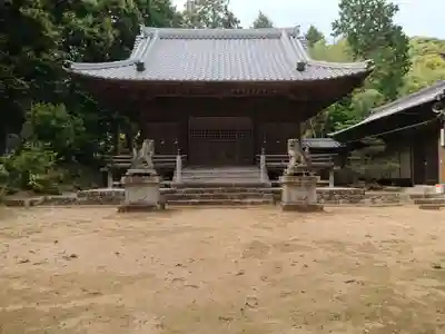 熊野神社の本殿・本堂