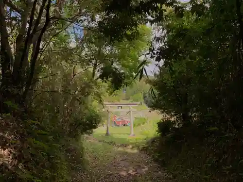 稲荷神社の鳥居