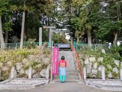 神前神社の山門
