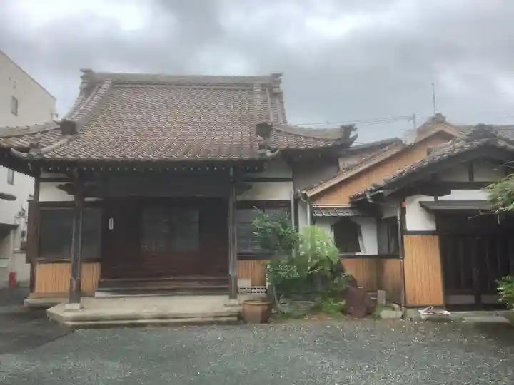 清源寺の本殿・本堂