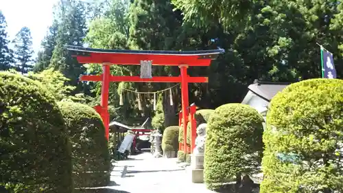 唐松神社の鳥居