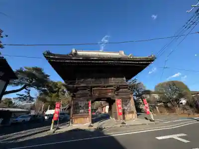 玉村八幡宮の{uncategorized: "未分類", other: "その他", undefined: "問題あり", building: "その他建物", grave: "お墓", sacred_gate: "鳥居", guardian: "狛犬", statue: "像", buddha: "仏像", history: "歴史", nature: "自然", garden: "庭園", animal: "動物", pagoda: "塔", temizu: "手水舎", mountain_gate: "山門・神門", sanctuary: "本殿・本堂", subordinate: "末社・摂社", art: "芸術", scenery: "景色", jizo: "地蔵", ema: "絵馬", goshuin: "御朱印", omikuji: "おみくじ", items: "授与品その他", amulet: "お守り", goshuincho: "御朱印帳", eats: "食事", festival: "お祭り", votive_dance: "神楽", shichigosan: "七五三参", wedding: "結婚式", experience: "体験その他", initially: "初詣", around: "周辺", anti_infection: "感染症対策"}