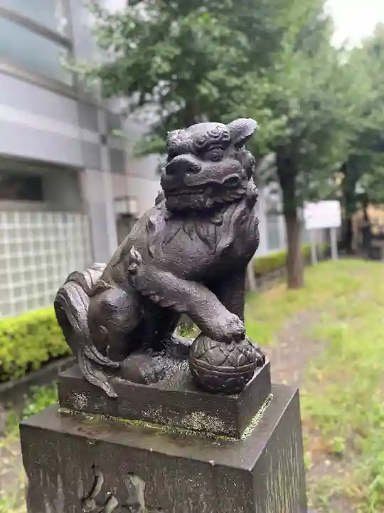市守大鳥神社の狛犬