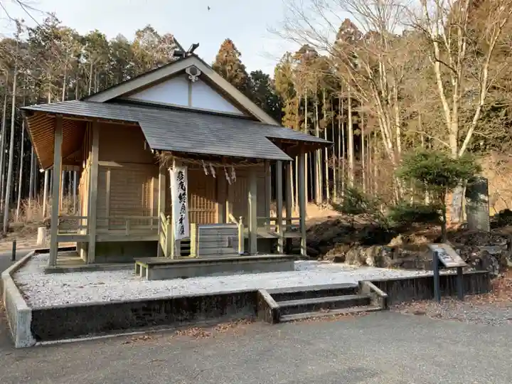 人穴浅間神社の本殿・本堂