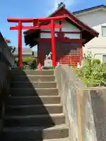 稲荷神社の{uncategorized: "未分類", other: "その他", undefined: "問題あり", building: "その他建物", grave: "お墓", sacred_gate: "鳥居", guardian: "狛犬", statue: "像", buddha: "仏像", history: "歴史", nature: "自然", garden: "庭園", animal: "動物", pagoda: "塔", temizu: "手水舎", mountain_gate: "山門・神門", sanctuary: "本殿・本堂", subordinate: "末社・摂社", art: "芸術", scenery: "景色", jizo: "地蔵", ema: "絵馬", goshuin: "御朱印", omikuji: "おみくじ", items: "授与品その他", amulet: "お守り", goshuincho: "御朱印帳", eats: "食事", festival: "お祭り", votive_dance: "神楽", shichigosan: "七五三参", wedding: "結婚式", experience: "体験その他", initially: "初詣", around: "周辺", anti_infection: "感染症対策"}