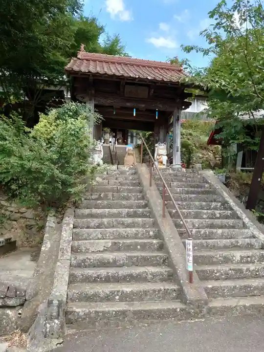 雲林寺の山門・神門