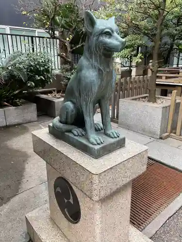 宮益御嶽神社の狛犬