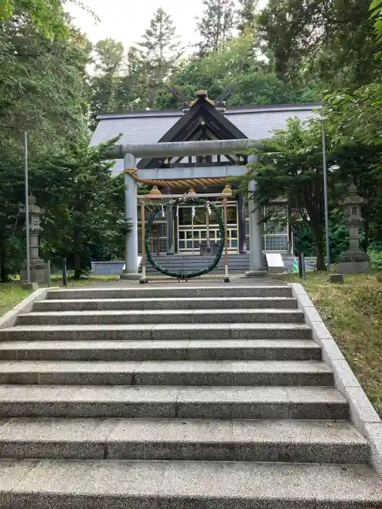 由仁神社(北海道)