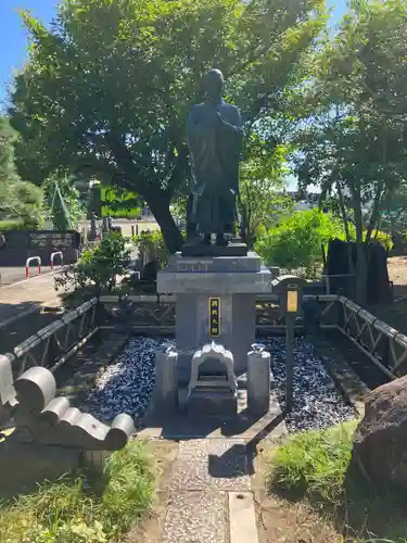 金剛寺の像