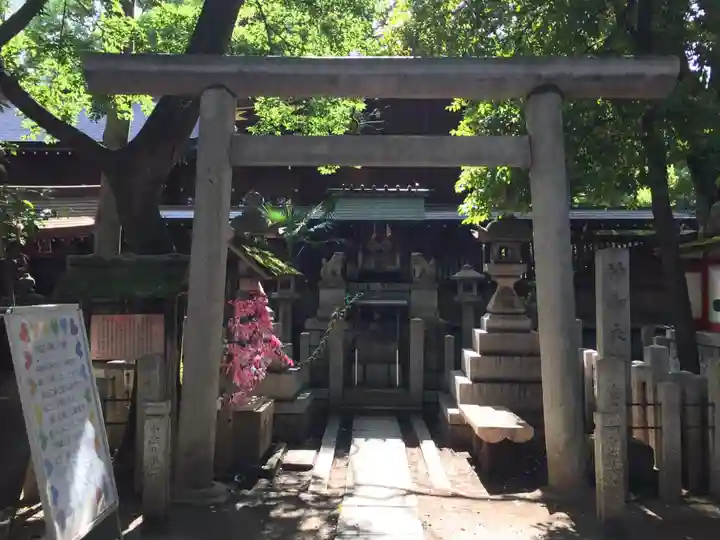 若宮八幡社の末社・摂社