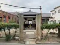 胴切れの地蔵のその他建物